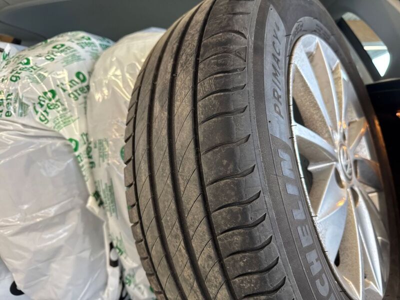 Volkswagen Golf Sportsvan vaihtoauto