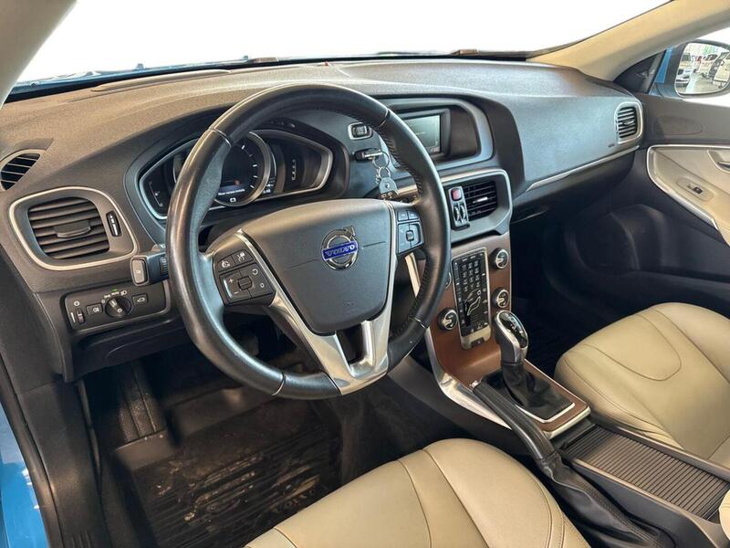 Volvo V40 vaihtoauto