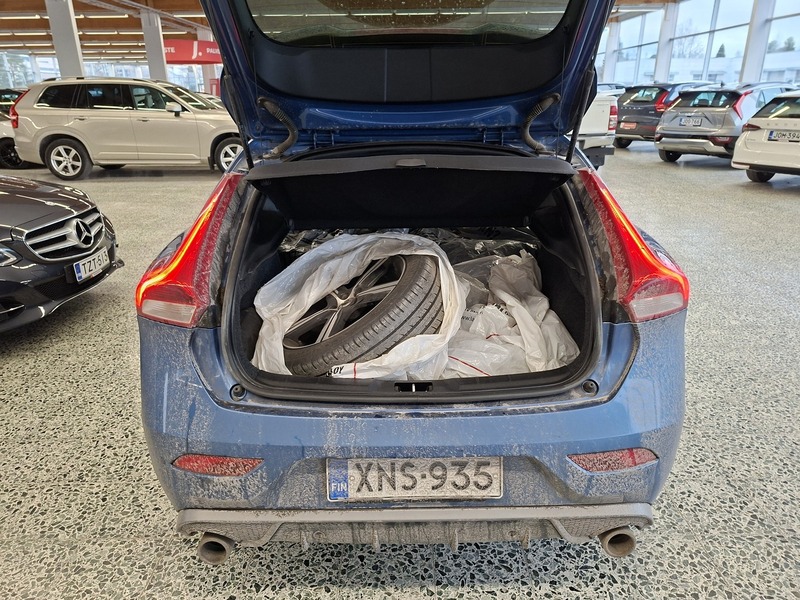 Volvo V40 vaihtoauto