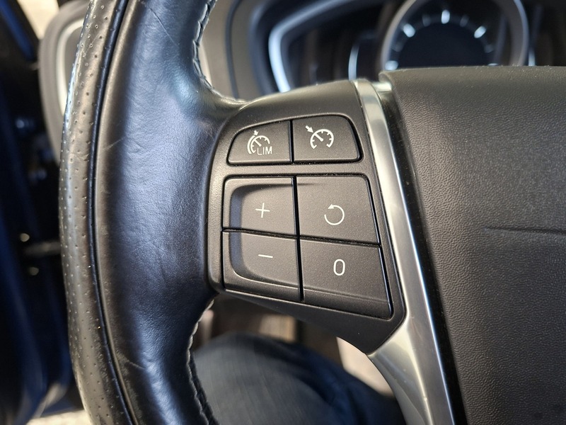 Volvo V40 vaihtoauto