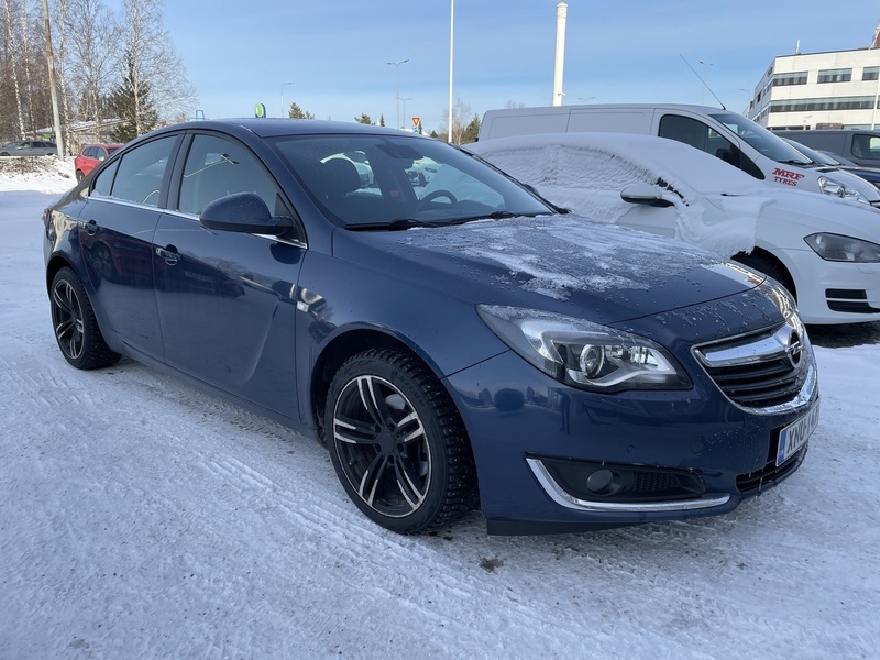 Opel Insignia vaihtoauto