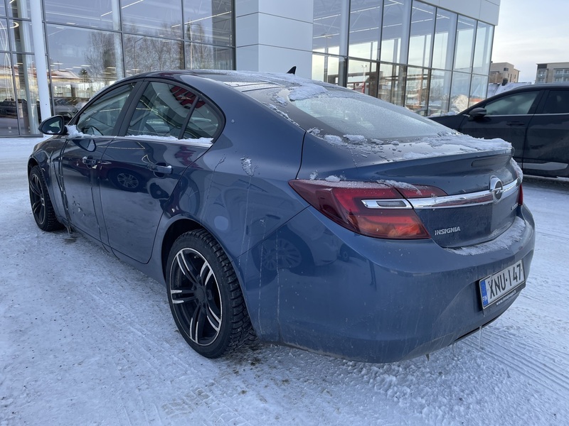 Opel Insignia vaihtoauto