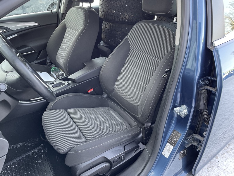 Opel Insignia vaihtoauto