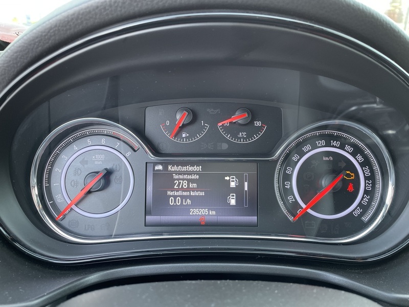 Opel Insignia vaihtoauto