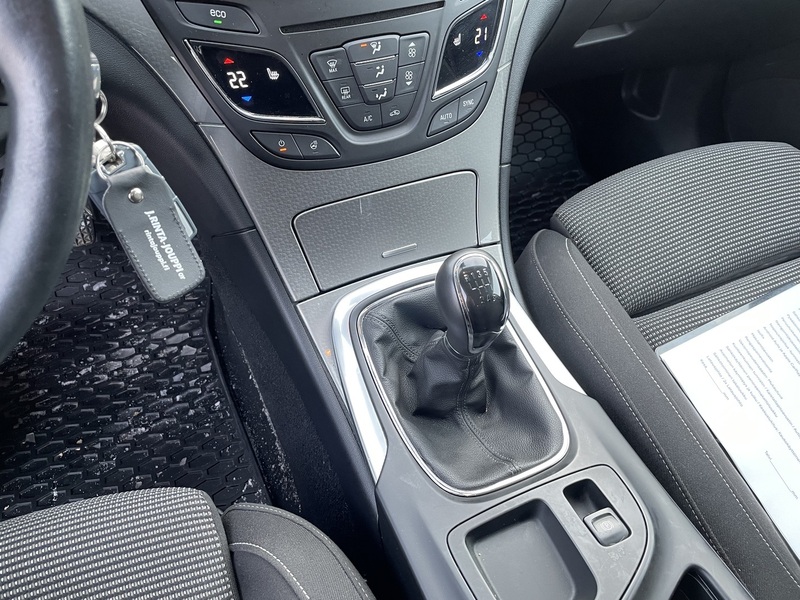 Opel Insignia vaihtoauto