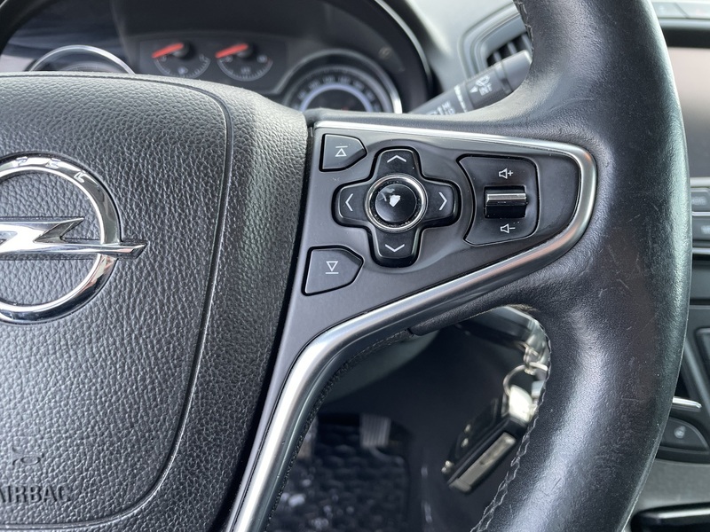 Opel Insignia vaihtoauto