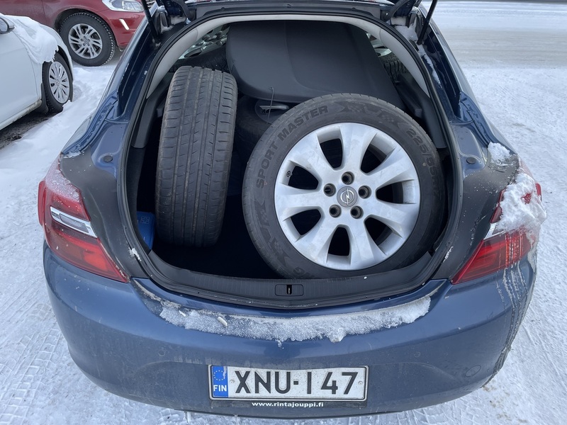 Opel Insignia vaihtoauto