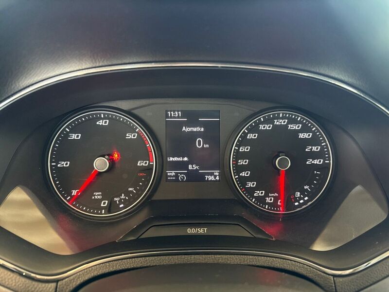 SEAT Arona vaihtoauto