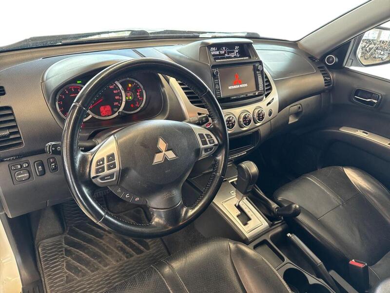 Mitsubishi L200 vaihtoauto