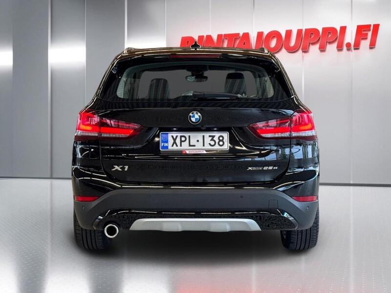 BMW X1 vaihtoauto