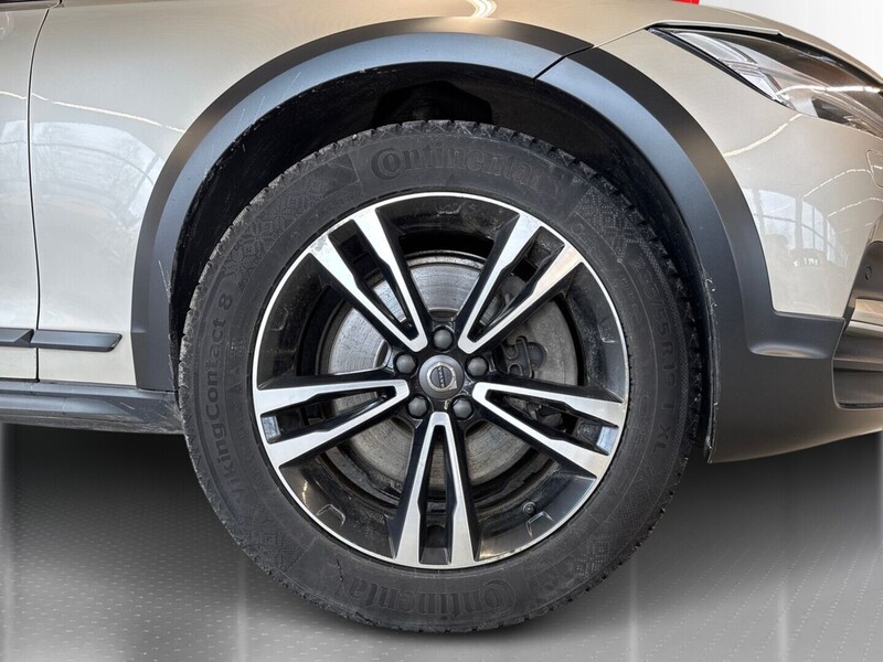 Volvo V90 Cross Country vaihtoauto