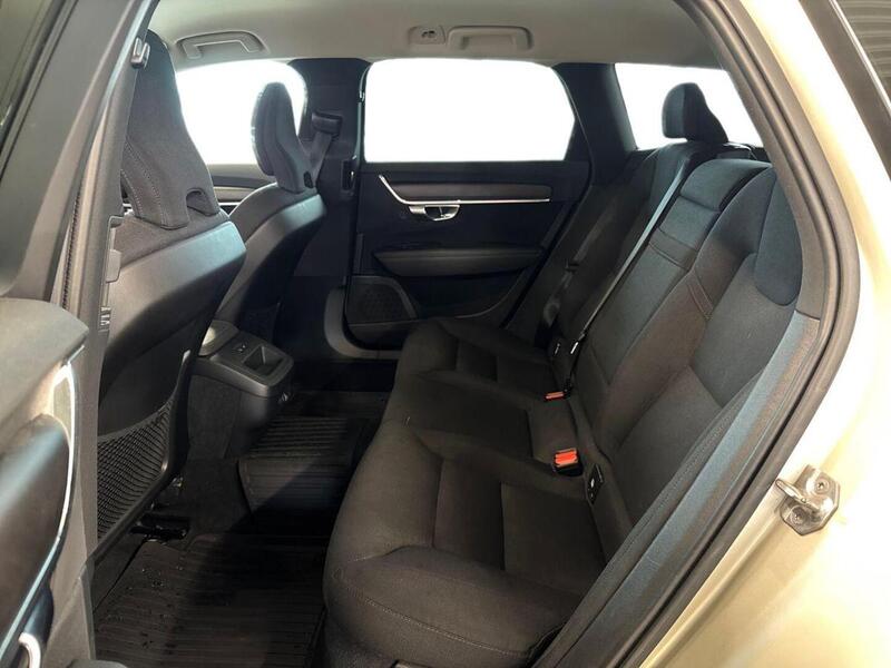 Volvo V90 Cross Country vaihtoauto