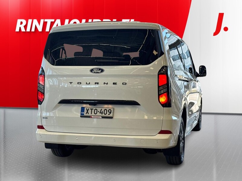 Ford Tourneo Custom vaihtoauto