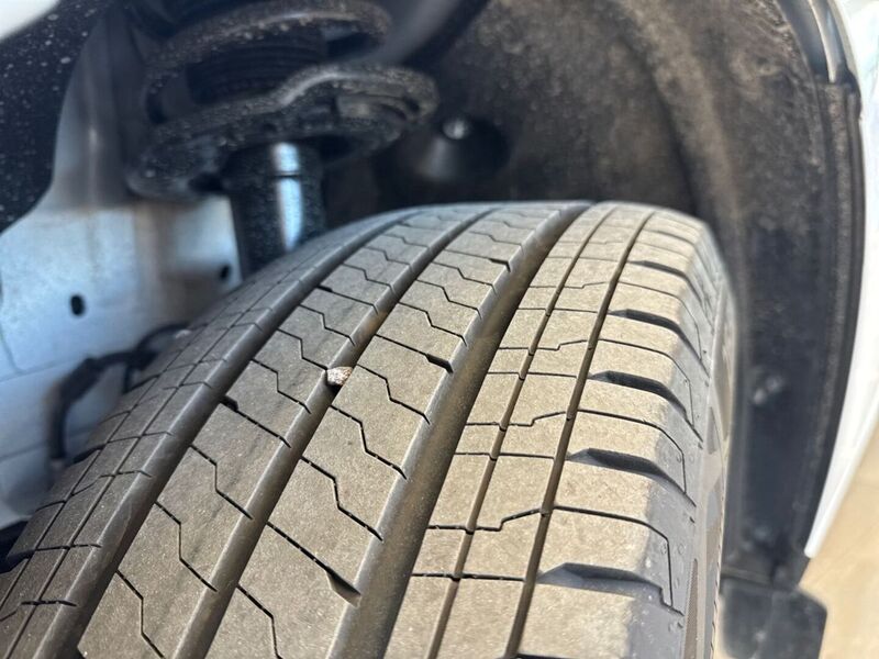 Ford Tourneo Custom vaihtoauto