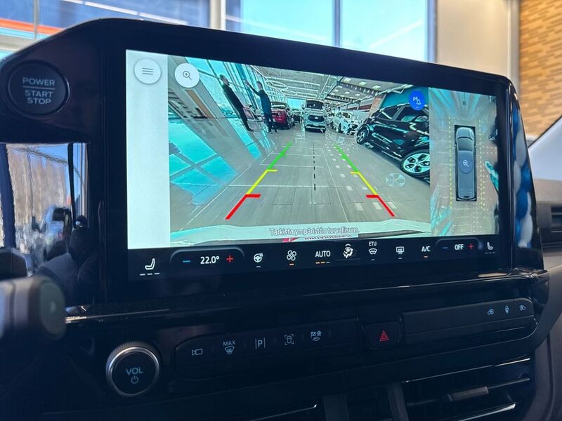 Ford Tourneo Custom vaihtoauto