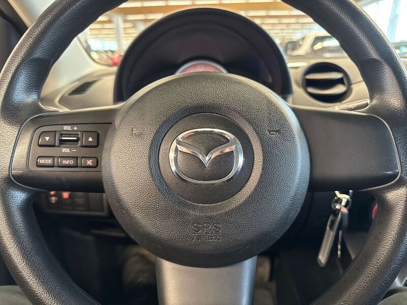 Mazda 2 vaihtoauto