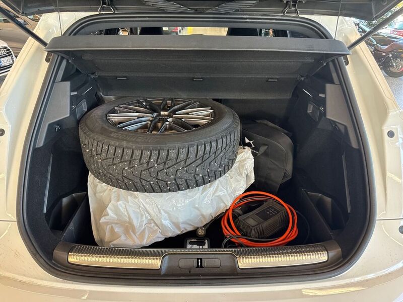 DS 7 Crossback vaihtoauto