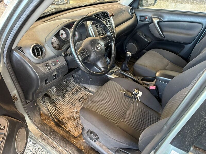 Toyota RAV4 vaihtoauto