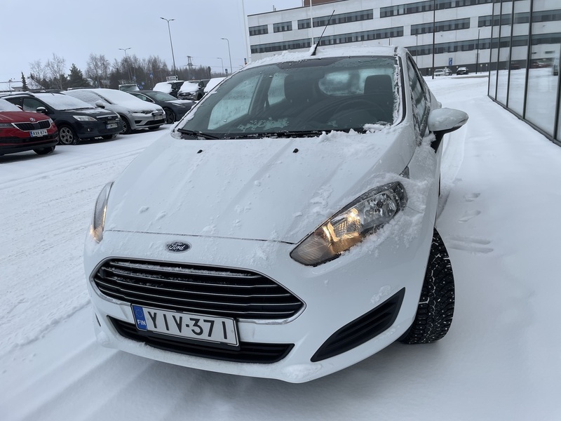 Ford Fiesta vaihtoauto