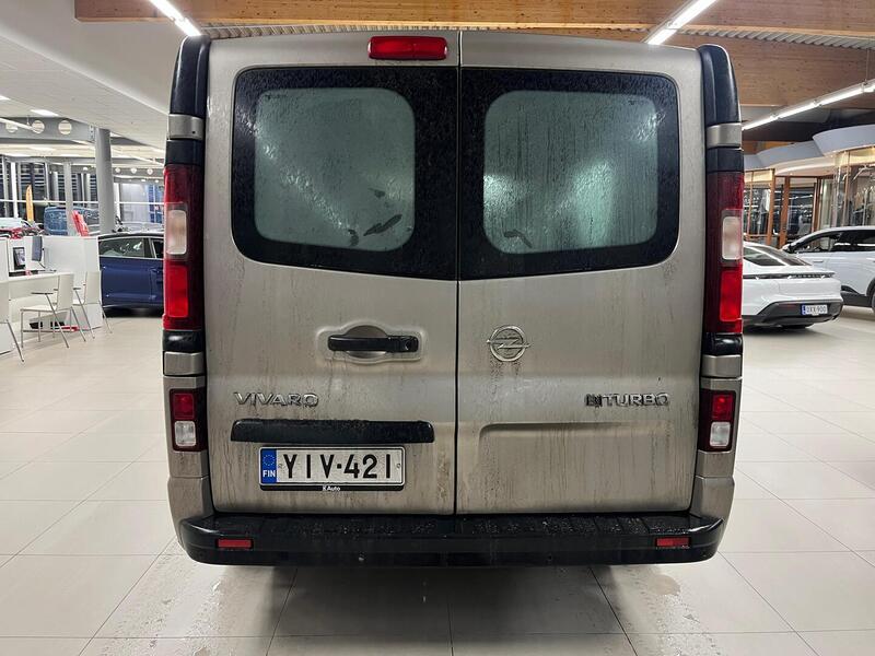 Opel Vivaro vaihtoauto