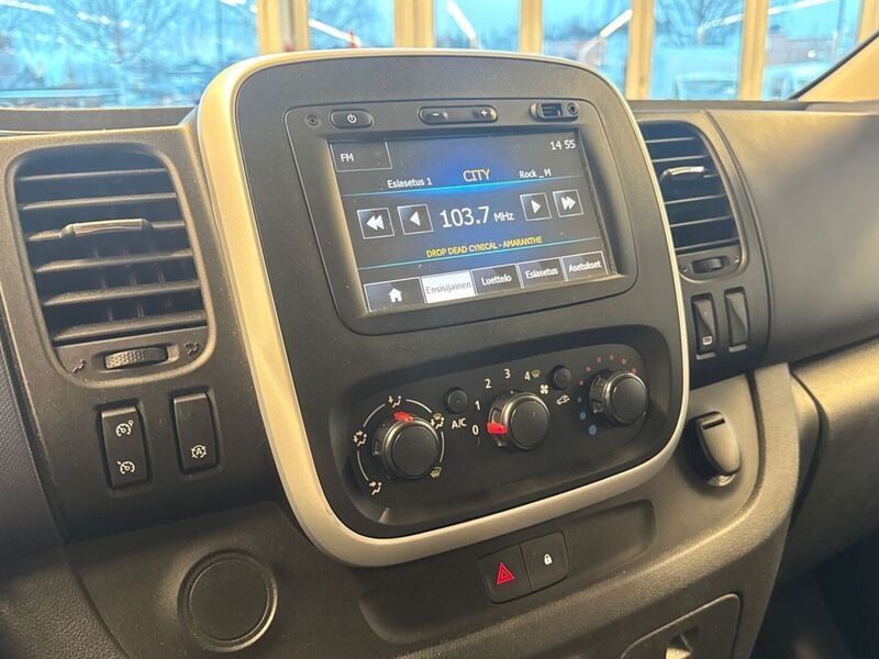 Opel Vivaro vaihtoauto