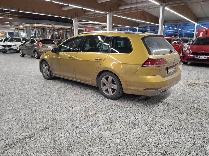 Volkswagen Golf vaihtoauto