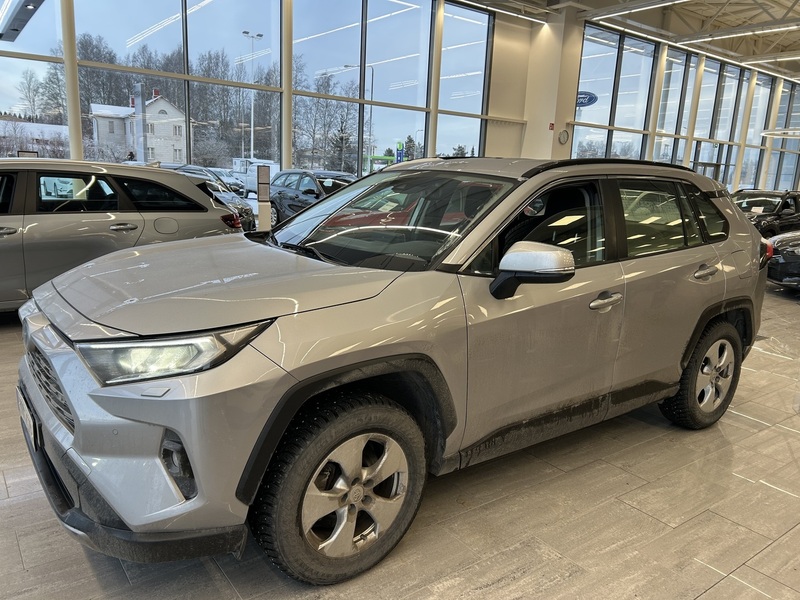 Toyota RAV4 vaihtoauto
