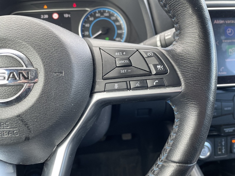 Nissan Leaf vaihtoauto