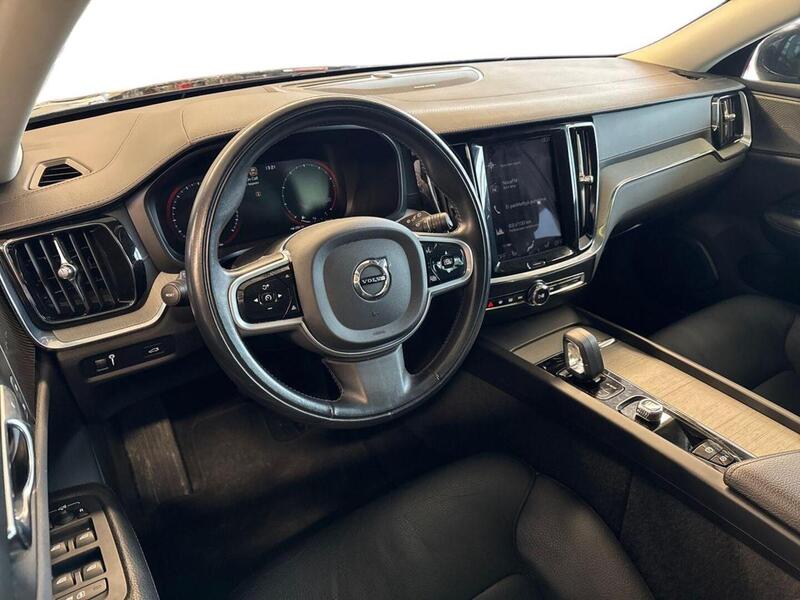 Volvo V60 Cross Country vaihtoauto