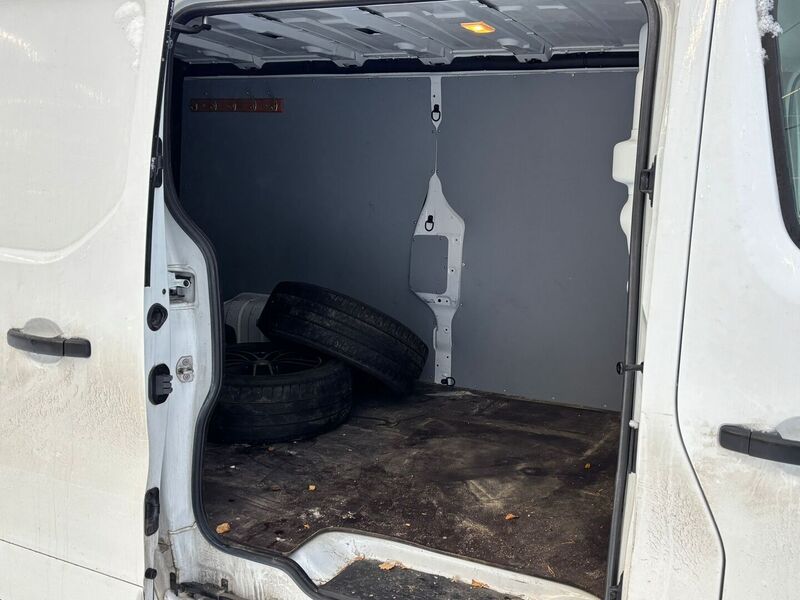 Nissan NV300 vaihtoauto