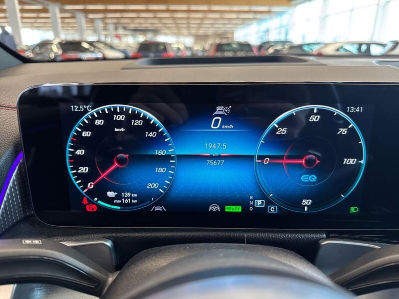 Mercedes-Benz EQB vaihtoauto