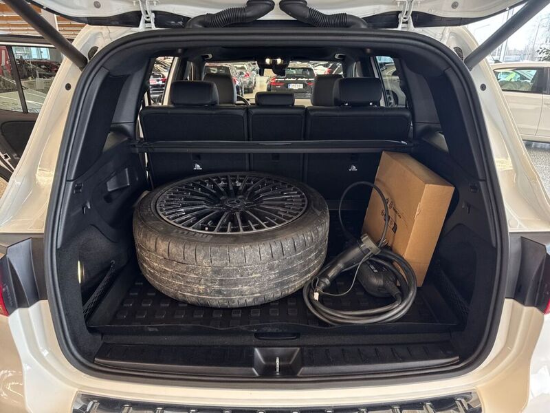 Mercedes-Benz EQB vaihtoauto
