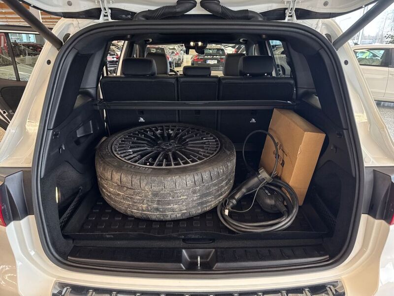 Mercedes-Benz EQB vaihtoauto