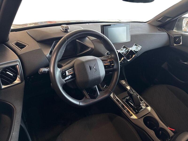 DS 3 Crossback vaihtoauto