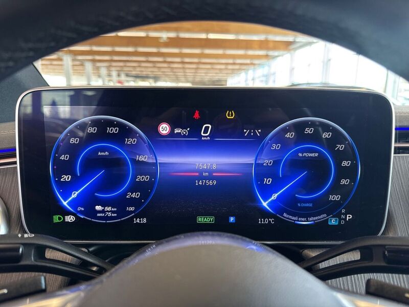 Mercedes-Benz EQE vaihtoauto