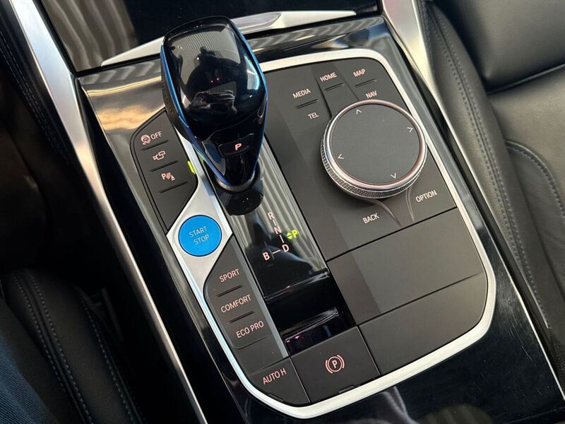 BMW i4 M50 vaihtoauto