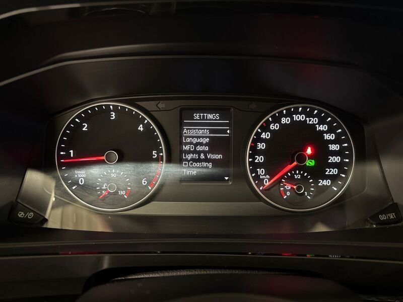 Volkswagen Multivan vaihtoauto