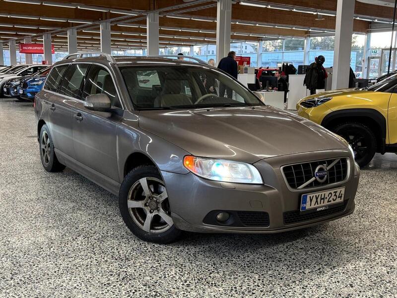 Volvo V70 vaihtoauto