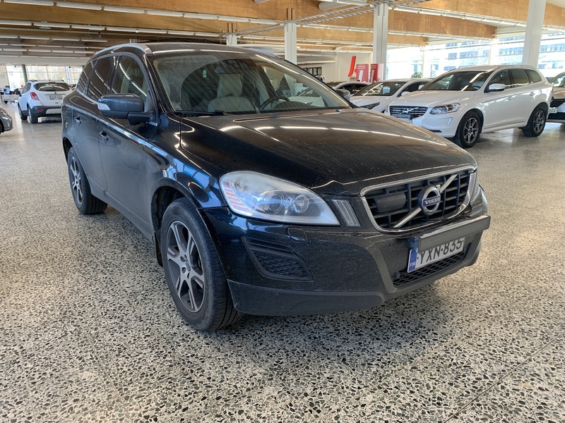 Volvo XC60 vaihtoauto