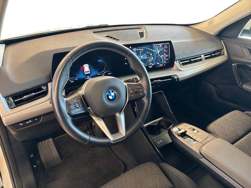 BMW iX1 vaihtoauto