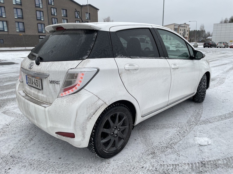 Toyota Yaris vaihtoauto