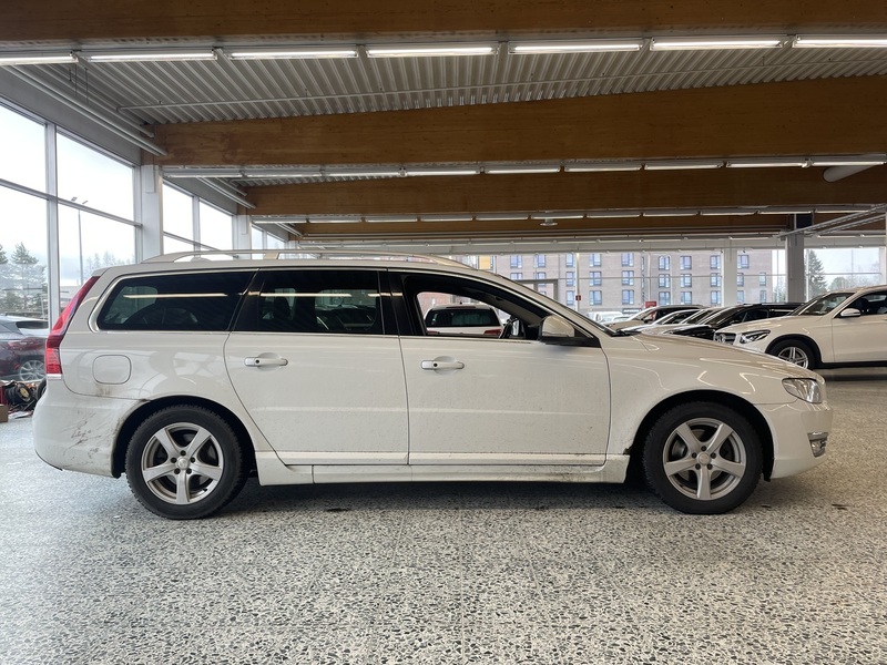 Volvo V70 vaihtoauto