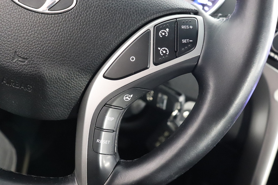 Hyundai i30 5d vaihtoauto