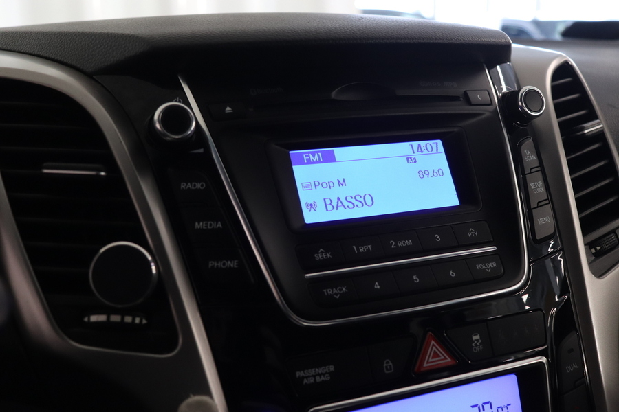 Hyundai i30 5d vaihtoauto