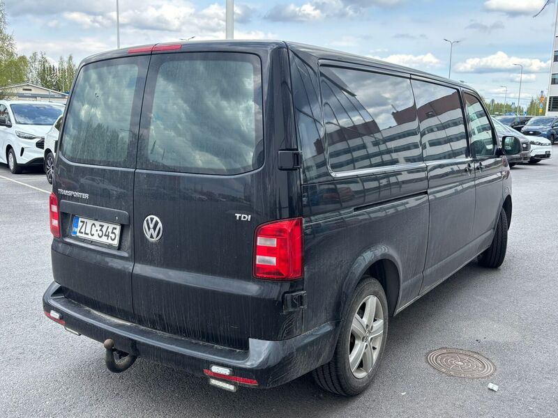 Volkswagen Transporter vaihtoauto