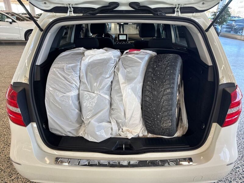 Mercedes-Benz B vaihtoauto