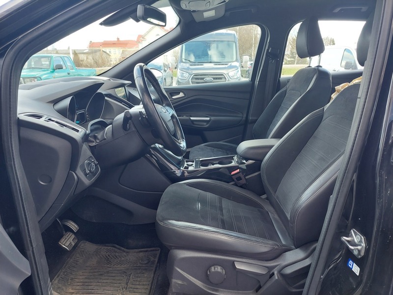 Ford Kuga vaihtoauto