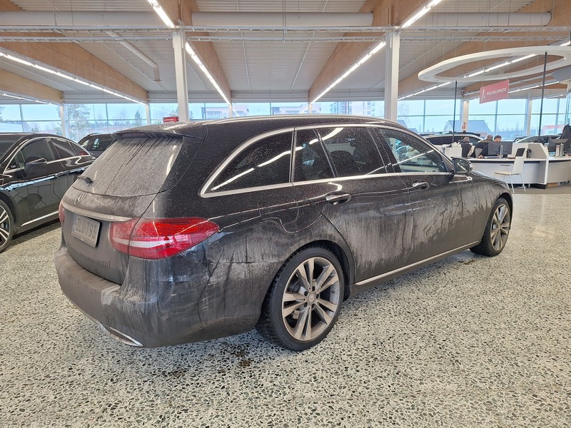 Mercedes-Benz C vaihtoauto
