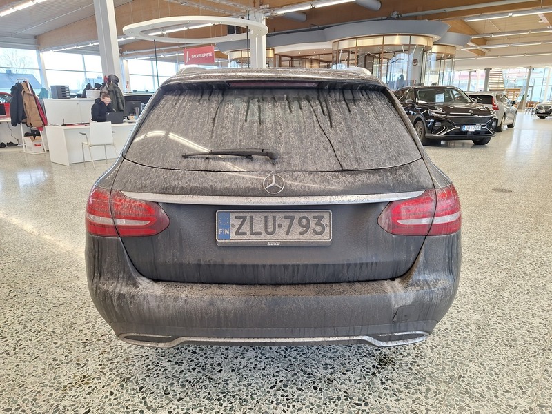 Mercedes-Benz C vaihtoauto