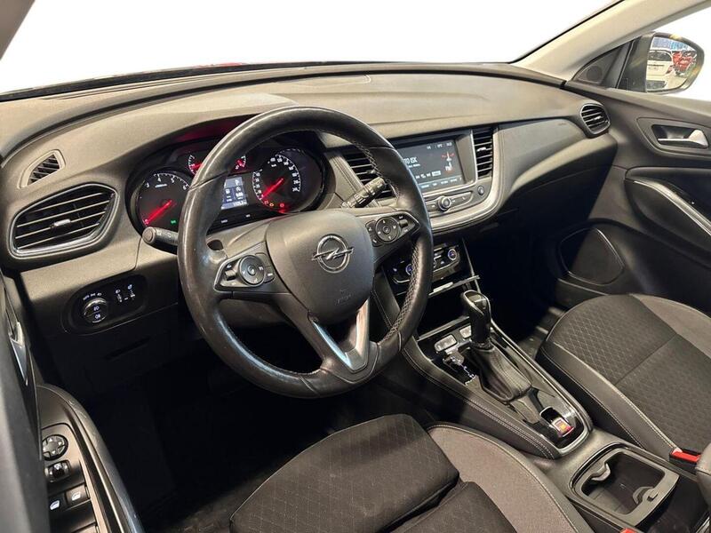 Opel Grandland X vaihtoauto